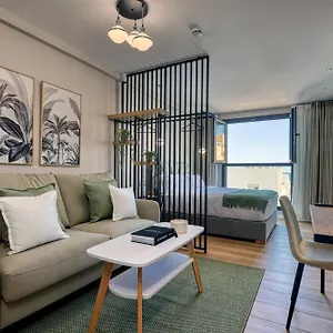 https://palm-suites.es-andalucia.com